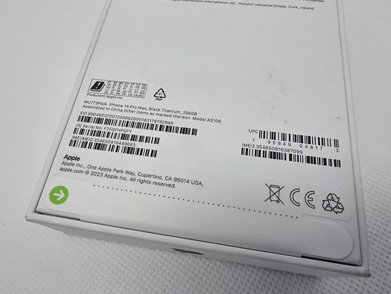 APPLE IPHONE 15 PRO MAX 256GB CZARNY KOMPLET