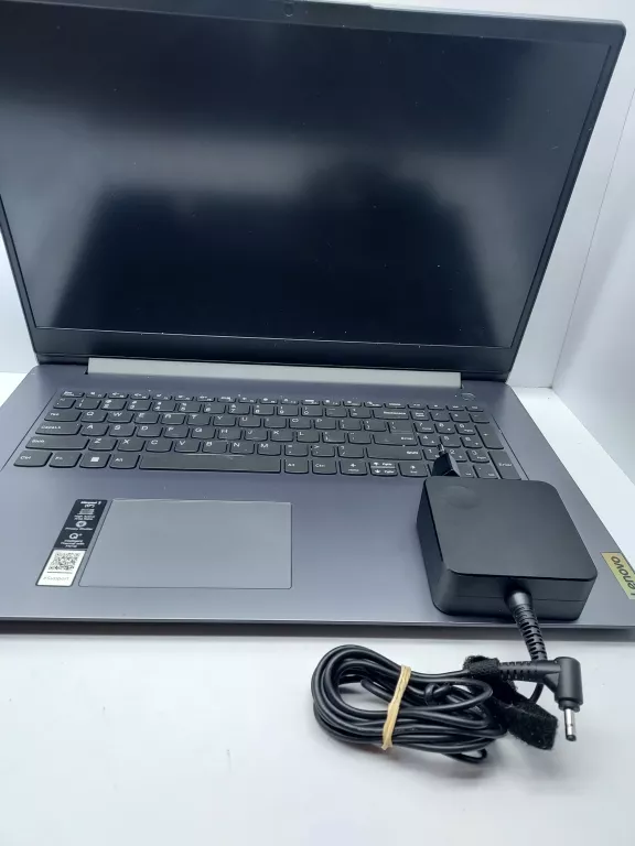 LAPTOP LENOVO 82 H9