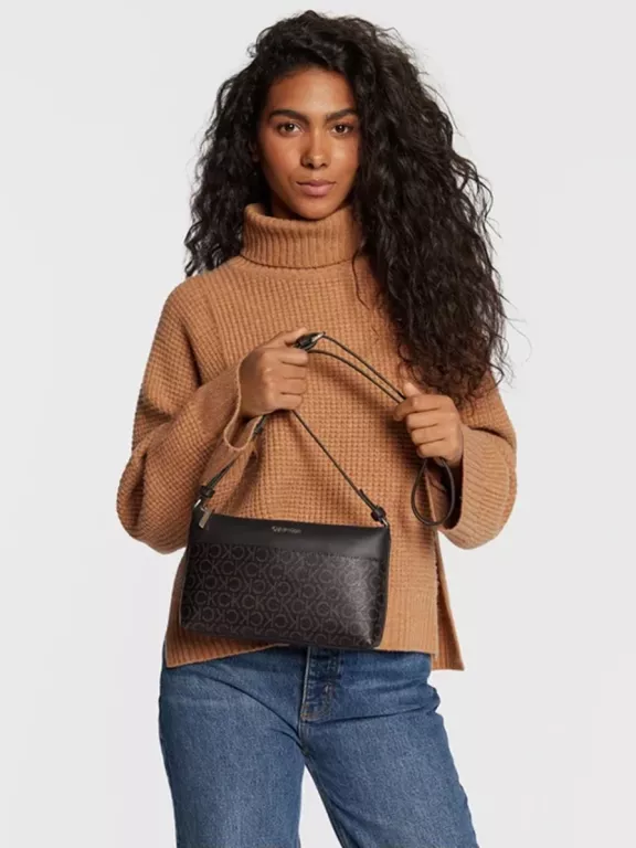 TOREBKA CALVIN KLEIN MUST CROSSBODY MONO K60K609879