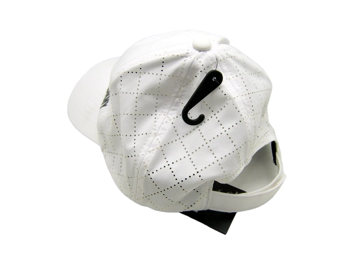 czapka-z-daszkiem-dkny-biala-rozmiar-uniwersalny-stan-uzywany