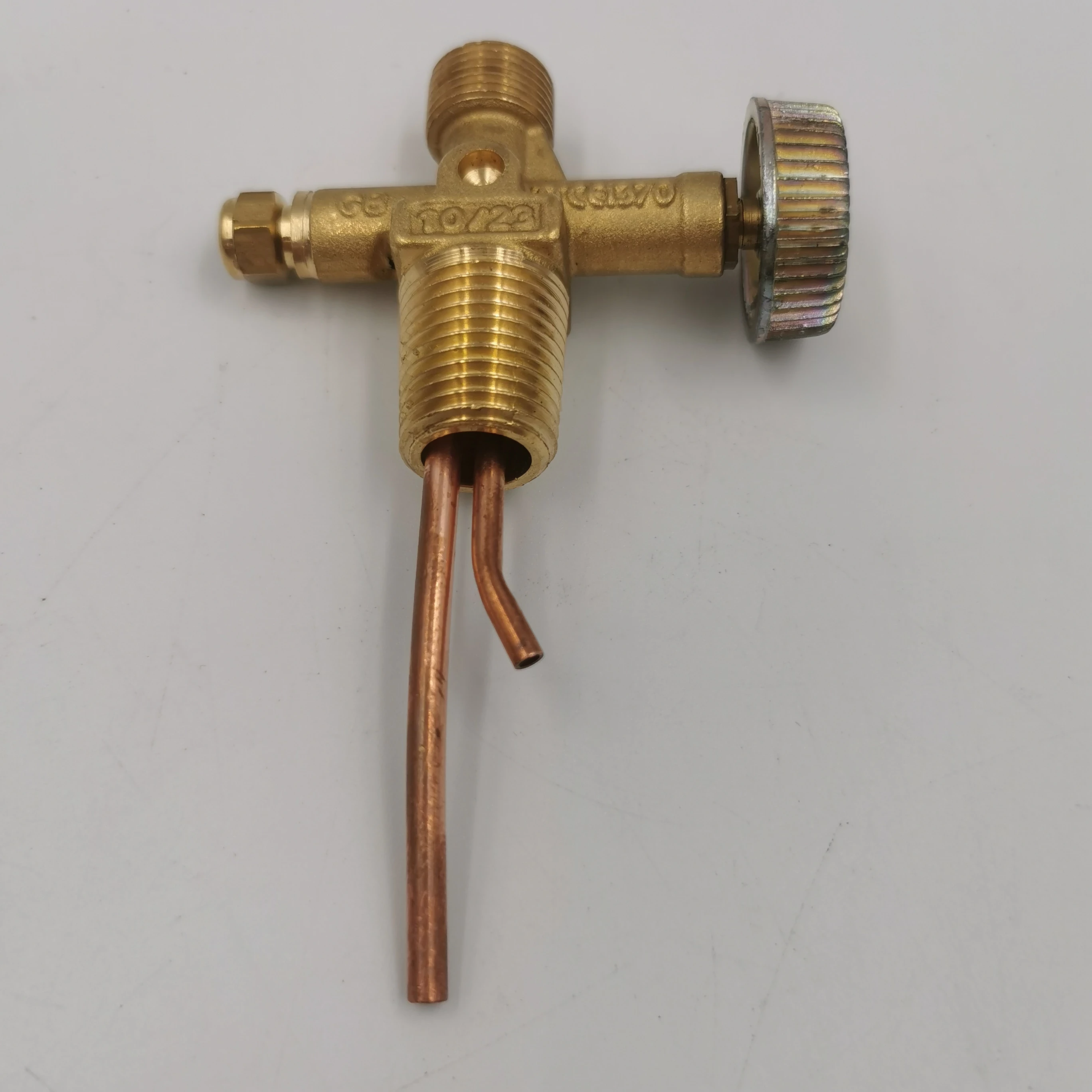 zawor-do-butli-turystycznej-3-kg-propan-butan-17e-wojska-polskiego-44-bytow