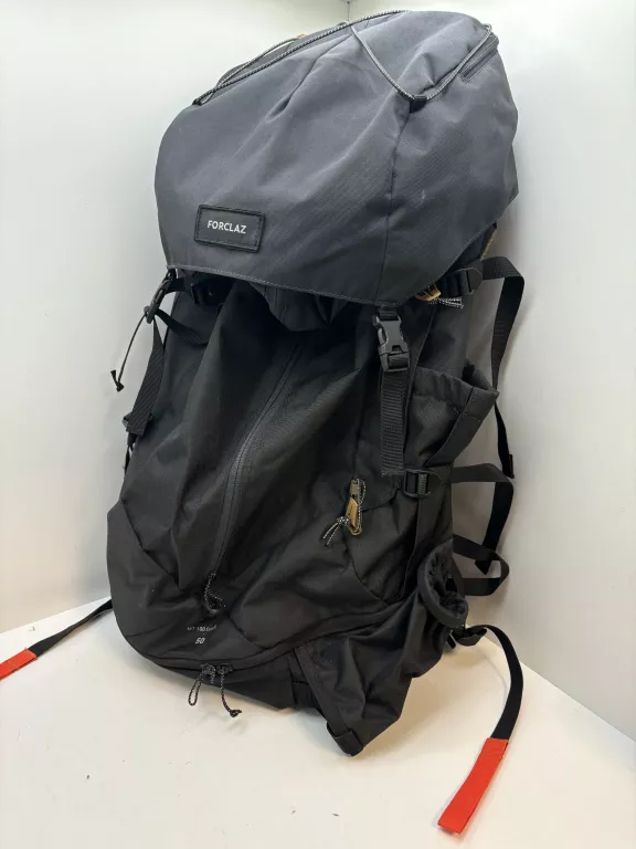 PLECAK TREKKINGOWY MĘSKI FORCLAZ MT100 EASYFIT