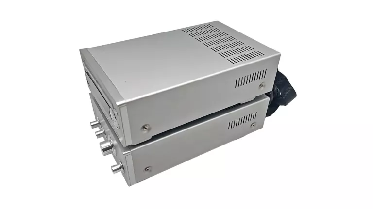 MINIWIEŻA HITACHI AXM139E DAB+ BLUETOOTH + PILOT