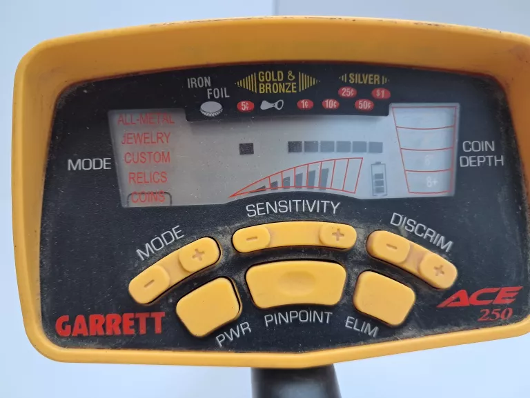 WYKRYWACZ DO METALI GARRETT ACE250