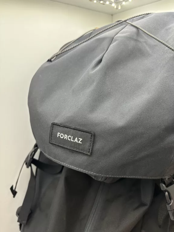 PLECAK TREKKINGOWY MĘSKI FORCLAZ MT100 EASYFIT