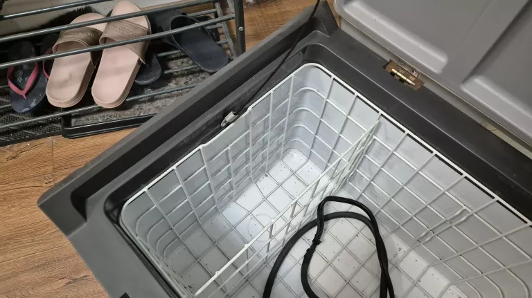 lodowka-turystyczna-waeco-cf80-klasa-efektywnosci-energetycznej-575-1679437