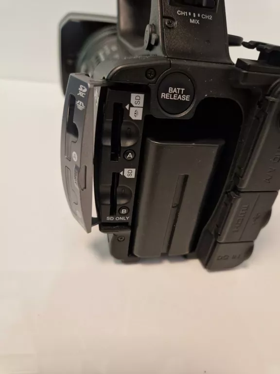 KAMERA SONY HXR-NX3 + AKCESORIA