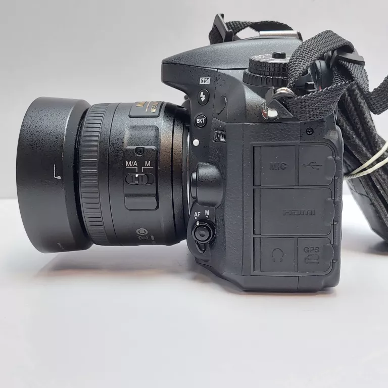 APARAT NIKON D7100 *OBIEKTYW SIGMA* * AKCESORIA*