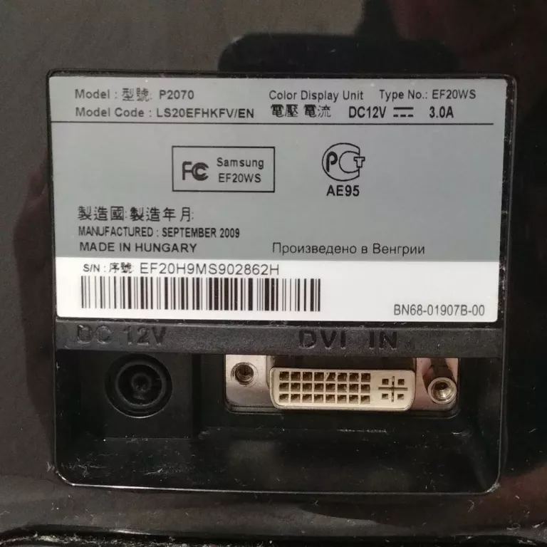 MONITOR LCD SAMSUNG SYNCMASTER P2070 20" 1600X900PX