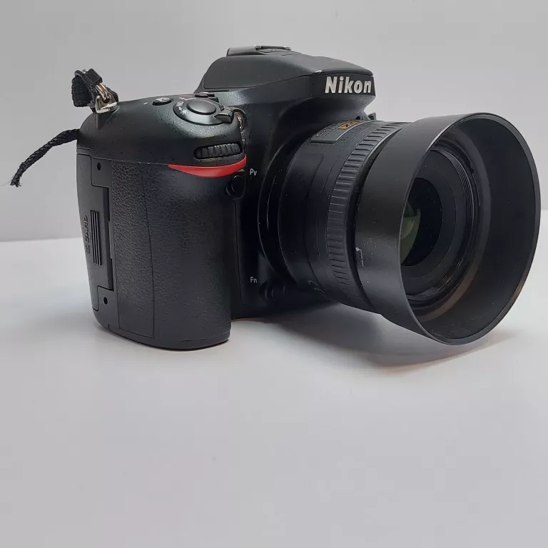 APARAT NIKON D7100 *OBIEKTYW SIGMA* * AKCESORIA*