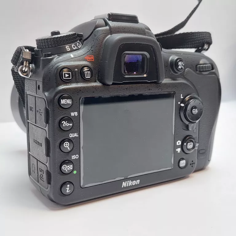 APARAT NIKON D7100 *OBIEKTYW SIGMA* * AKCESORIA*