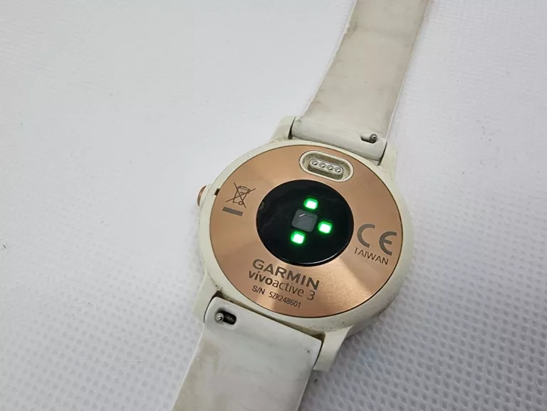 ZEGAREK SPORTOWY GARMIN VIVOACTIVE 3 ZŁOTY