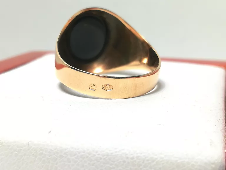 zloty-sygnet-warmet-z-czarnym-oczkiem-465gr-585-r25-material-15835-2