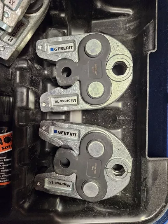 ZACISKARKA GEBERIT ACO 203 PLUS