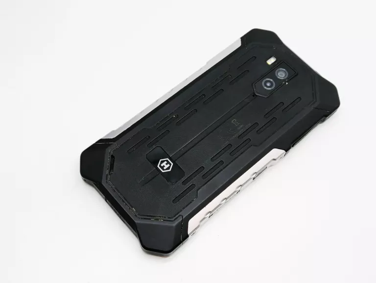 TELEFON HAMMER IRON 3