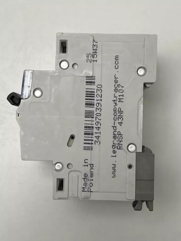 WYŁĄCZNIK NADPRĄDOWY LEGRAND TX3 D16/C16/B6
