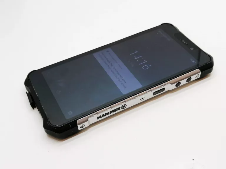 TELEFON HAMMER IRON 3
