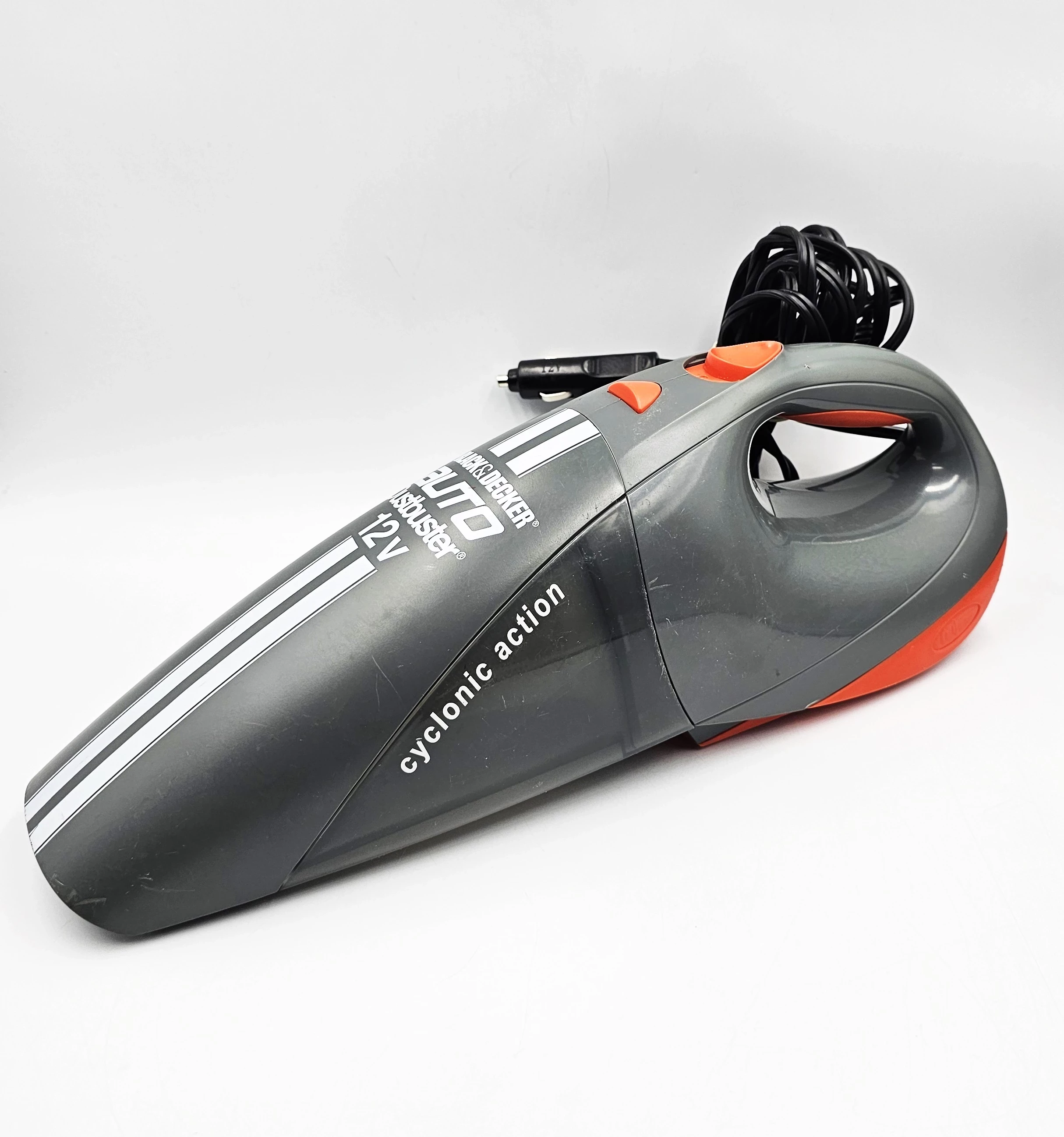 odkurzacz-samochodowy-blackdecker-acv-1205-akcesoria-torba-ean-gtin-5035048160756