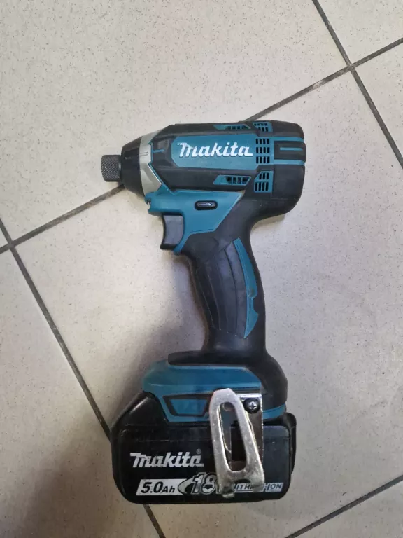 ZAKRETARKA MAKITA DTD152+ BATERIA 18V 5AH