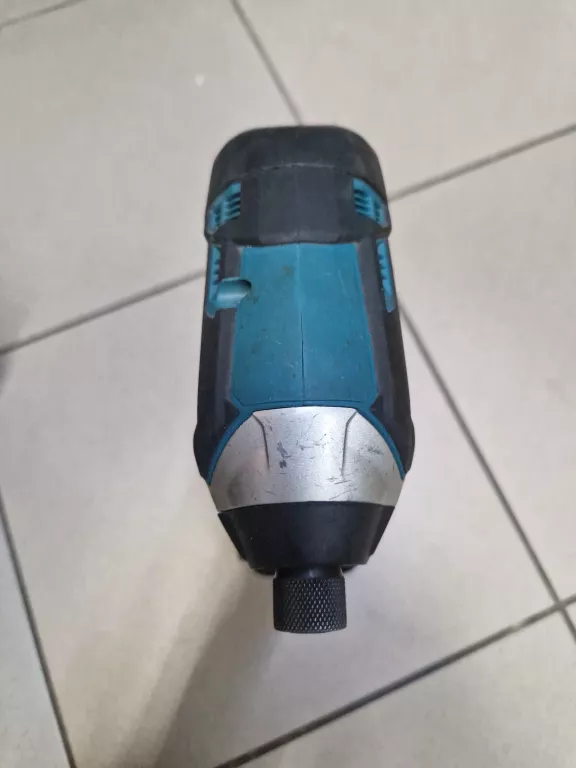 ZAKRETARKA MAKITA DTD152+ BATERIA 18V 5AH