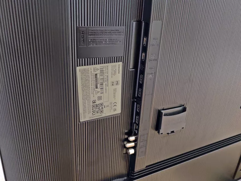 telewizor-samsung-qe65q80catxxh-65-qled-4k-ultra-hd-tizen-gw-przekatna-ekranu-cale-6500