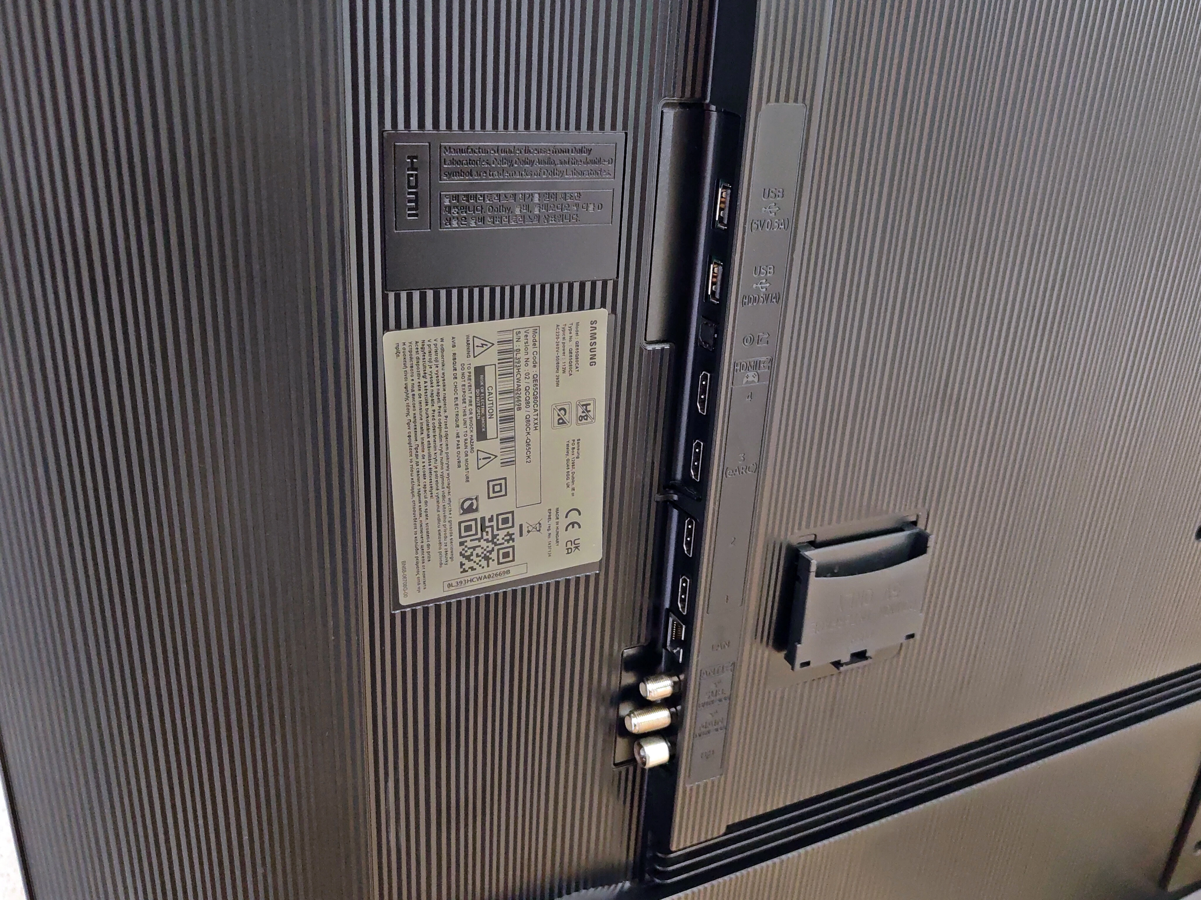 telewizor-samsung-qe65q80catxxh-65-qled-4k-ultra-hd-tizen-gw-przekatna-ekranu-cale-6500