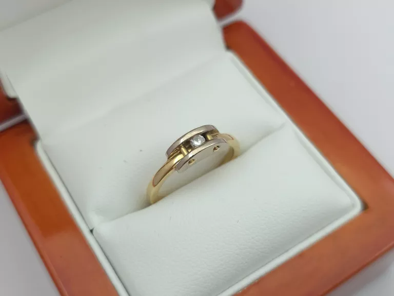 ZŁOTY PIERŚCIONEK Z BRYLANTEM 0,06CT - 585 14K R.9 3,17G