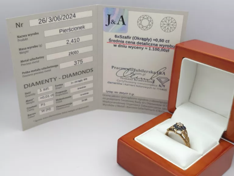 ZŁOTY PIERŚCIONEK Z DIAMENTEM I SZAFIRAMI - 375 9K R.15 2,41G