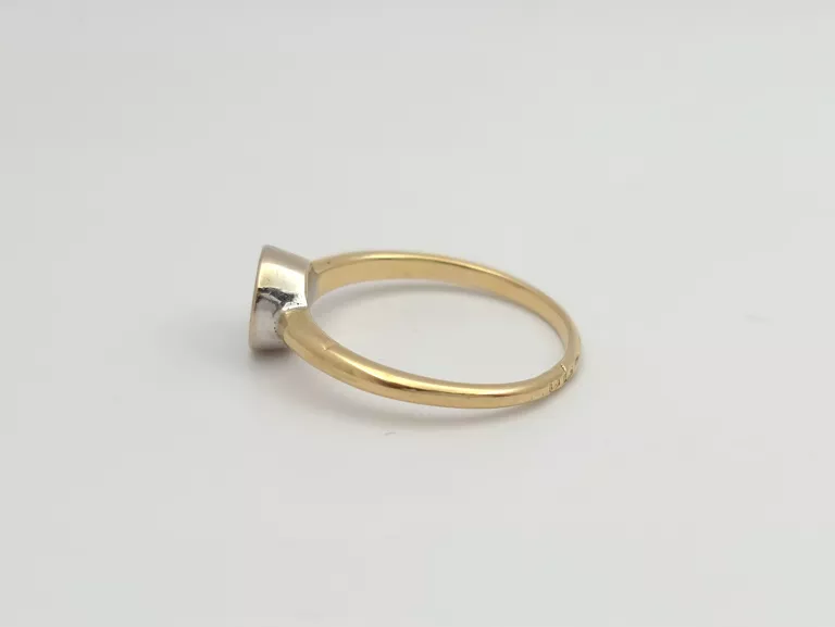 zloty-pierscionek-z-diamentami-018ct-585-14k-r14-260g-stan-uzywany