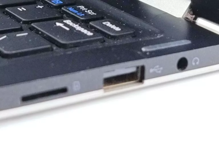 KIANO ELEGANCE 11.6 2GBRAM/INTEL ATOM/32 GB SSD OPIS!!