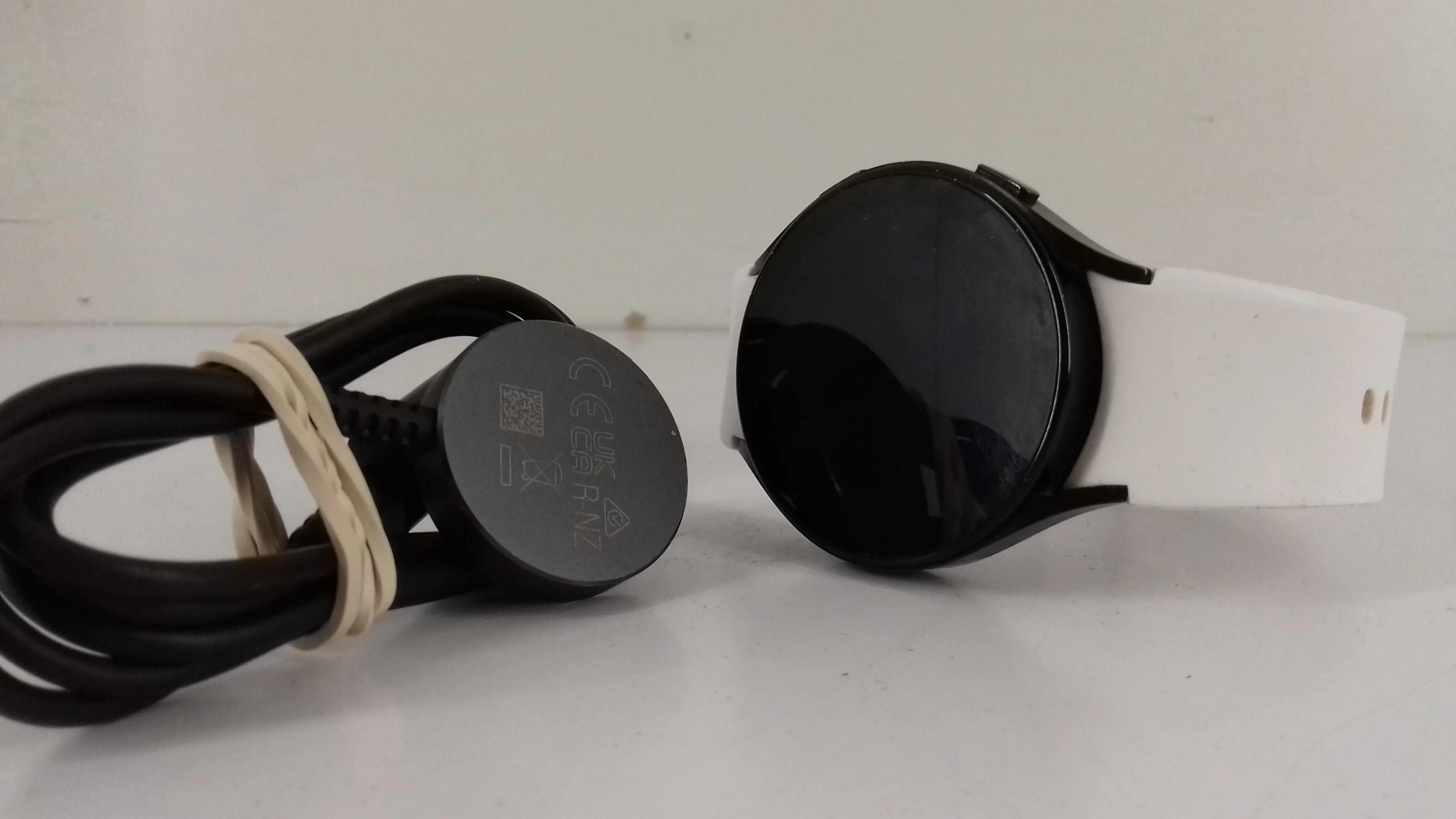 smartwatch-samsung-galaxy-5-44mm-pekniety-stan-11323-2