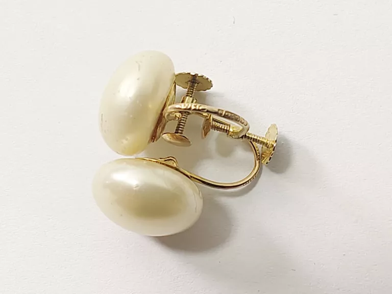 zabytkowe-zlote-klipsy-z-perlami-375-g442-material-zloto