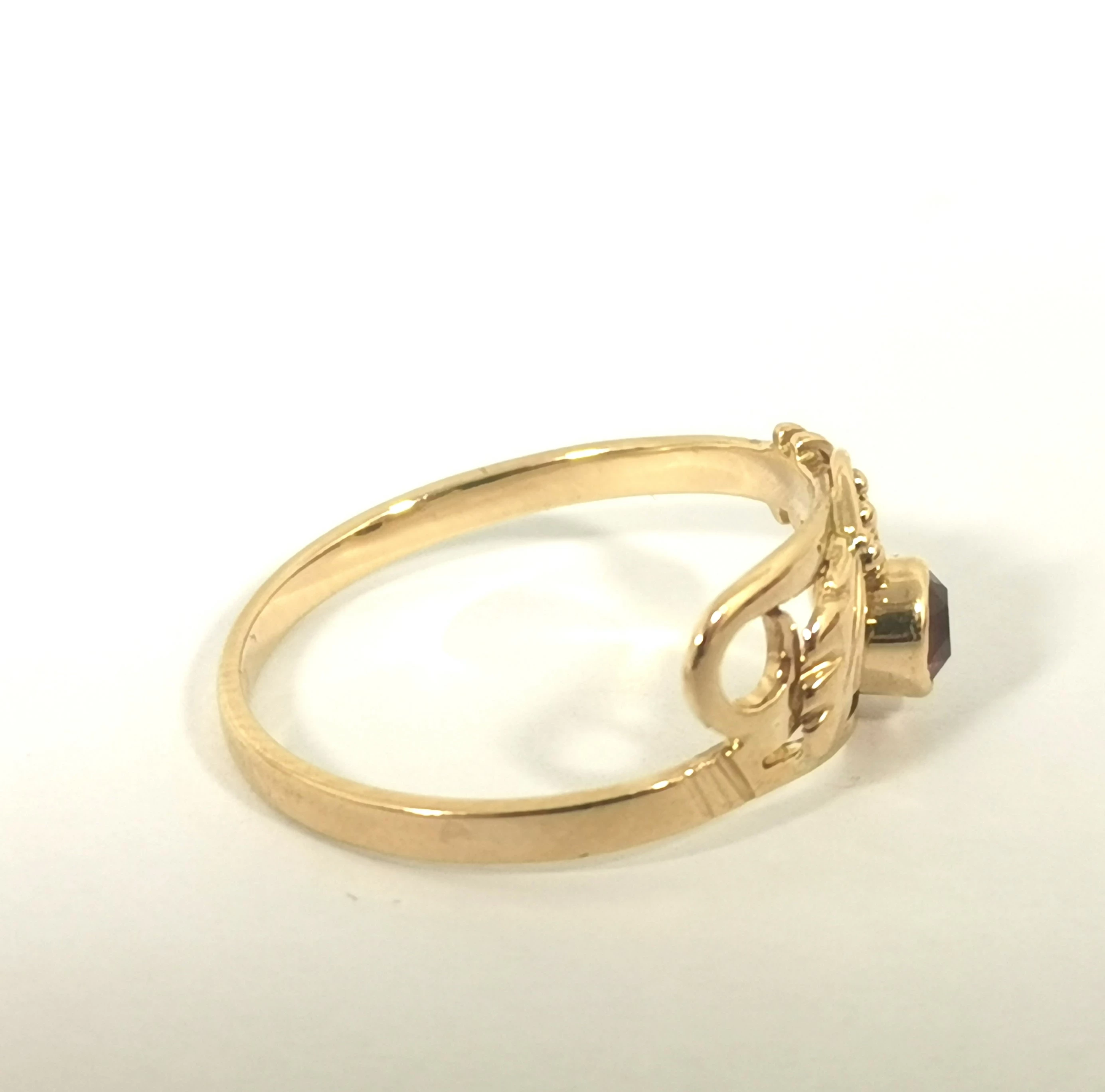 piekny-zloty-pierscionek-208g-585-rodzaj-wyrob-jubilerski