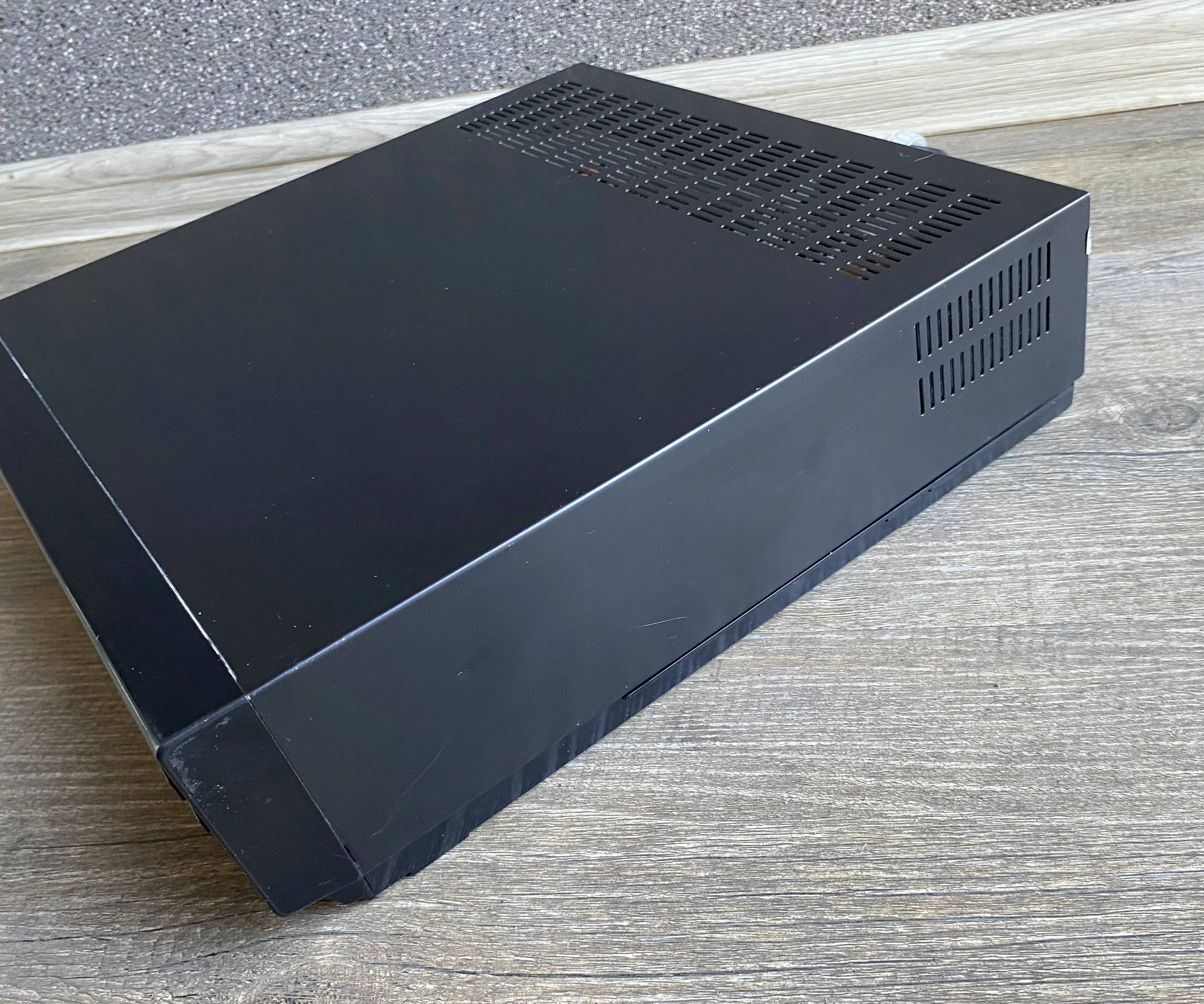 magnetowid-sharp-vc-6v3-kod-producenta-sharp-vc-6v3