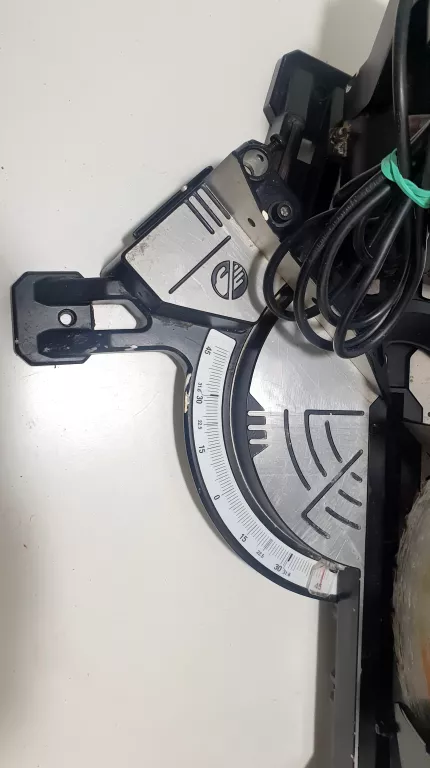 UKOŚNICA YATO 82174 1800W ROK PRODUKCJI 2021