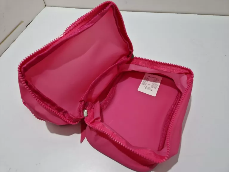 kosmetyczka-rozowa-kik-ean-gtin-5901271570337