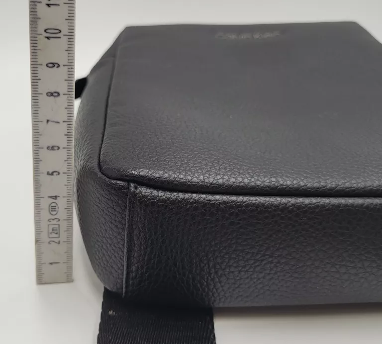 CALVIN KLEIN SASZETKA CK MUST REPORTER S K50K508695