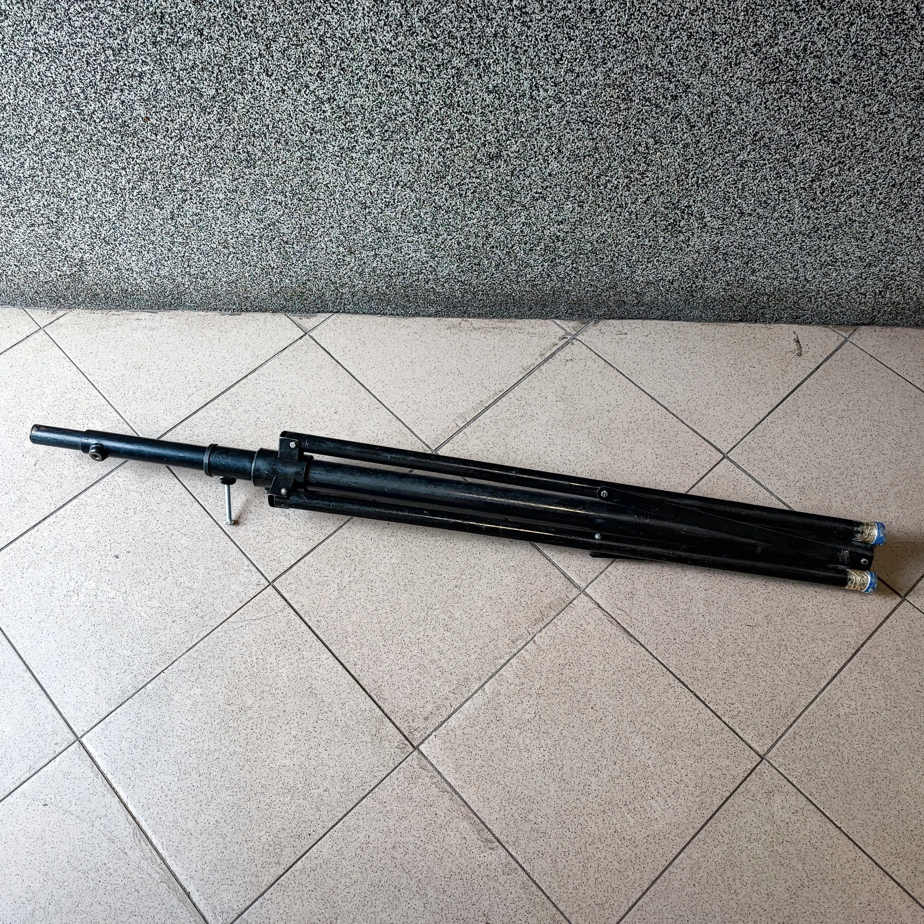 oswietlenie-eurolite-par-56-eurolite-led-scy-7-statyw-witosa-2-sulecin-fitum