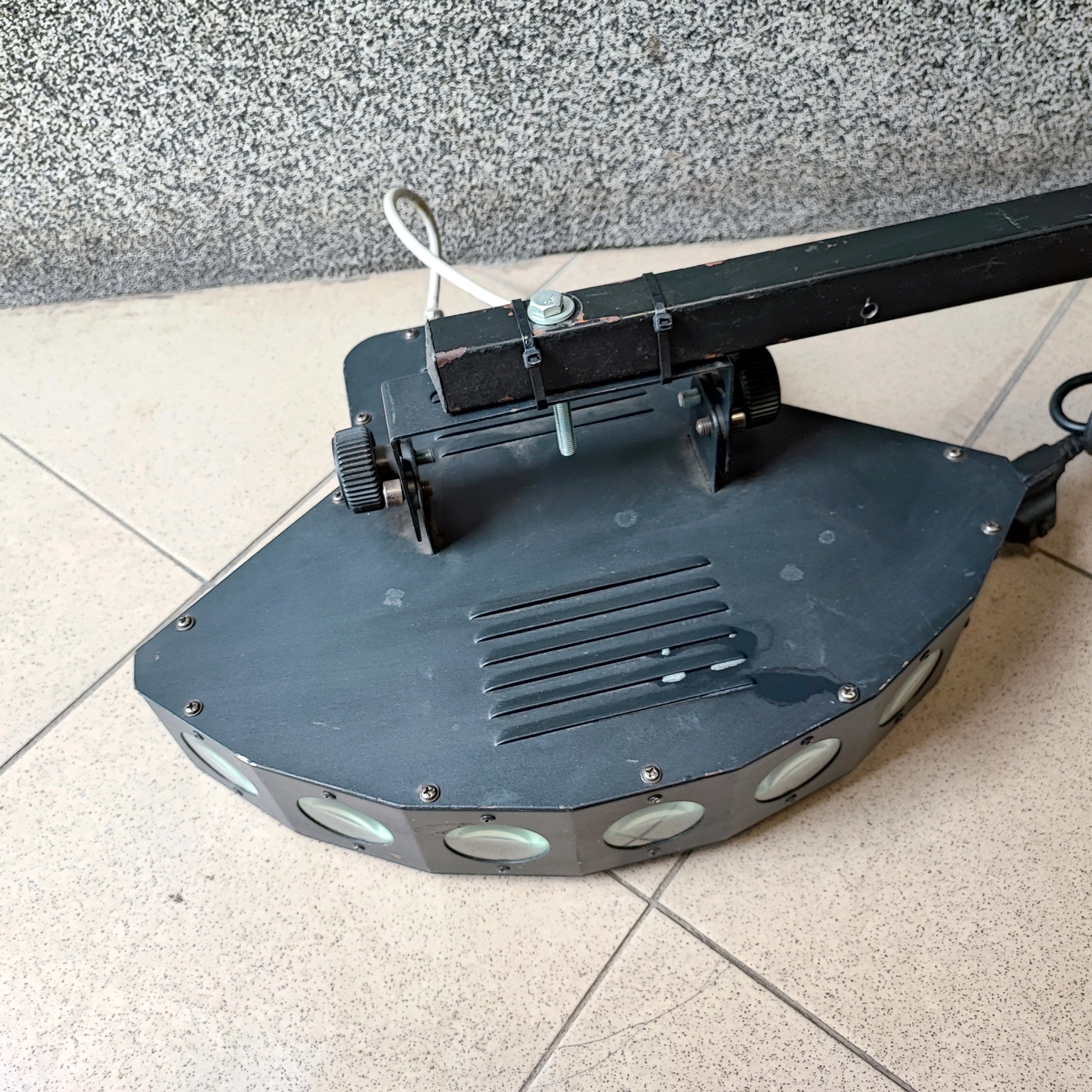 oswietlenie-eurolite-par-56-eurolite-led-scy-7-statyw-stan-uzywany