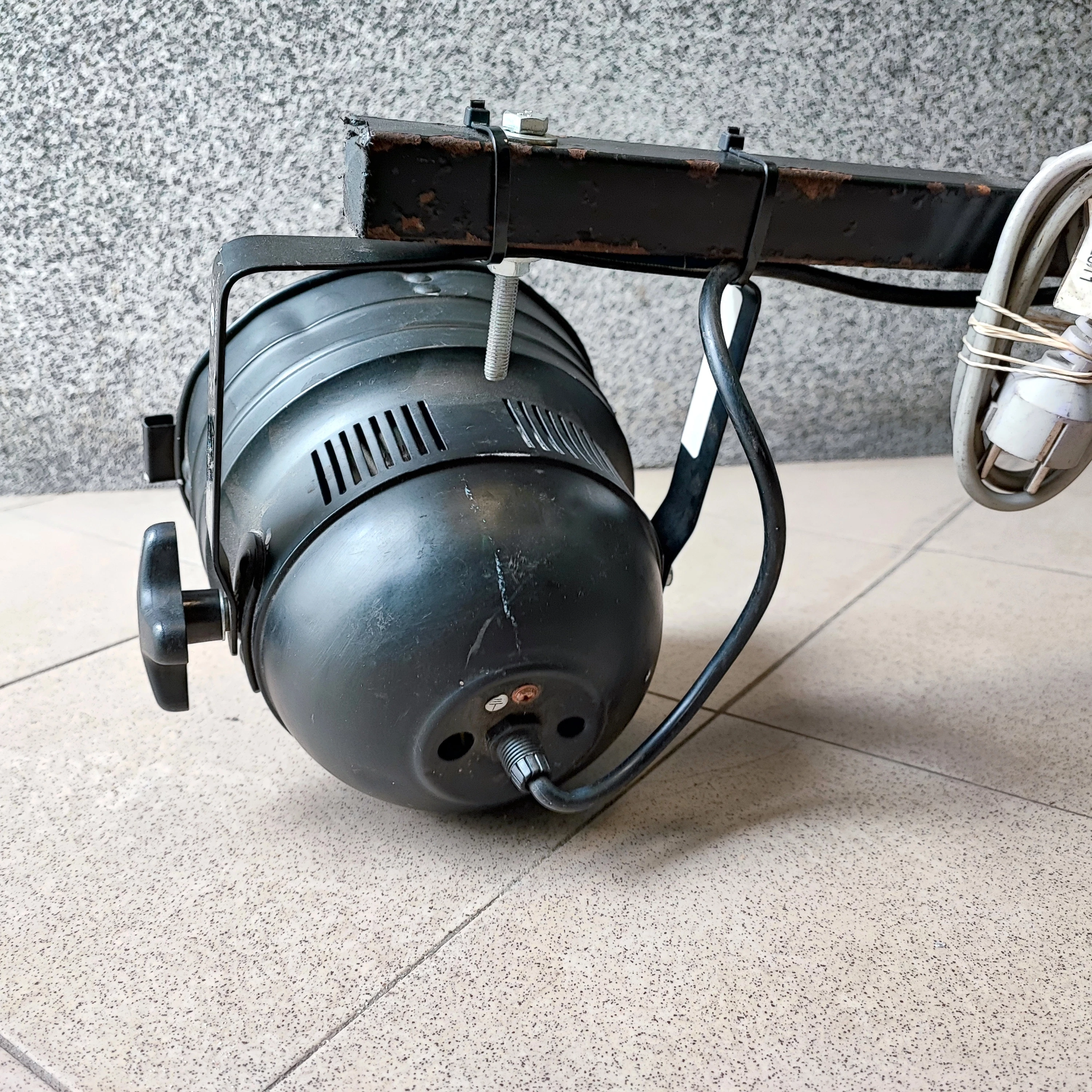 oswietlenie-eurolite-par-56-eurolite-led-scy-7-statyw-ean-gtin-4026397305081