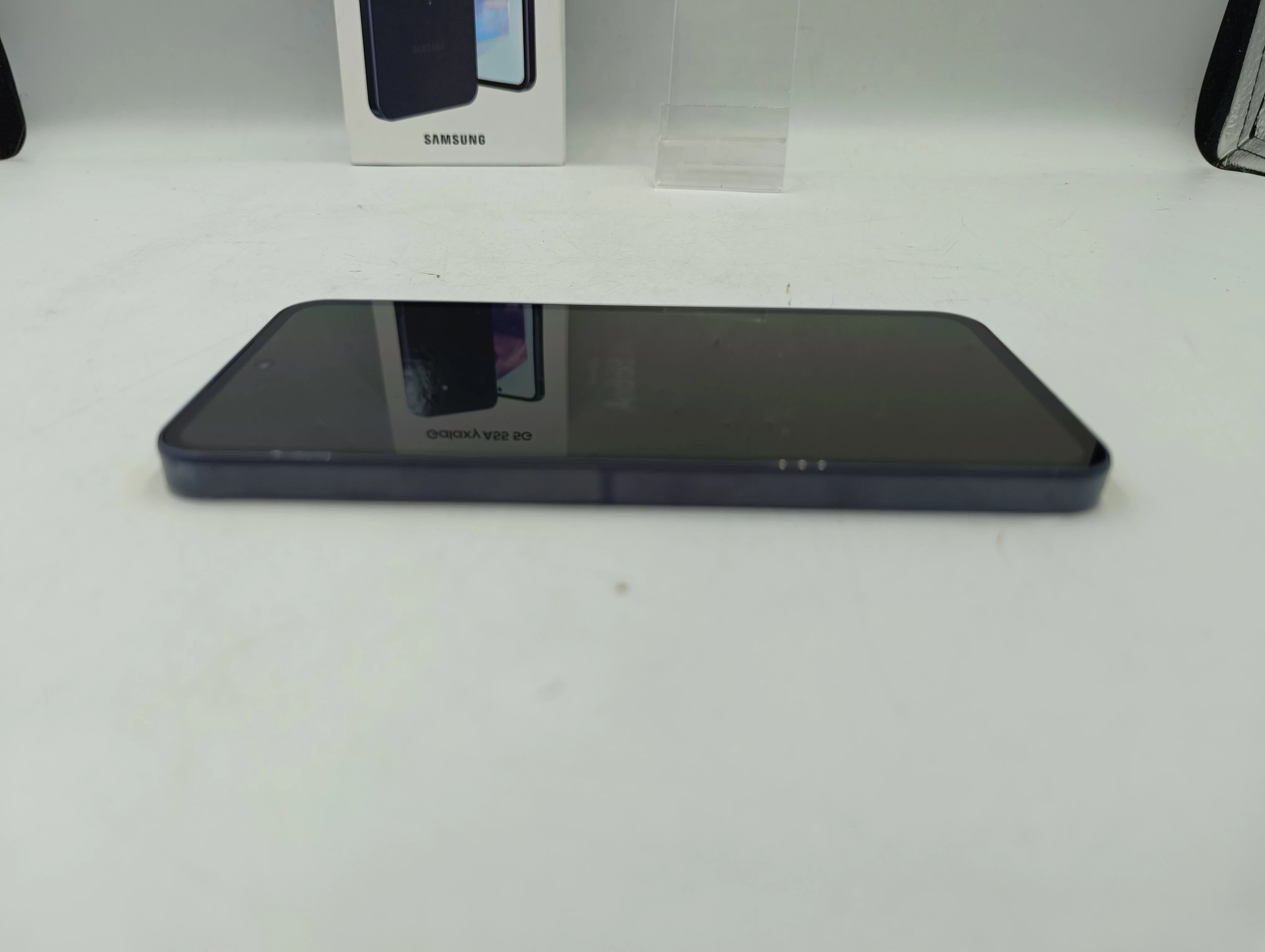 telefon-samsung-galaxy-a55-5g-komplet-opis-typ-smartfon