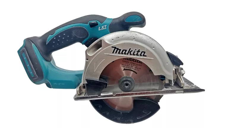 PIŁA PILARKA TARCZOWA MAKITA DSS501 136MM