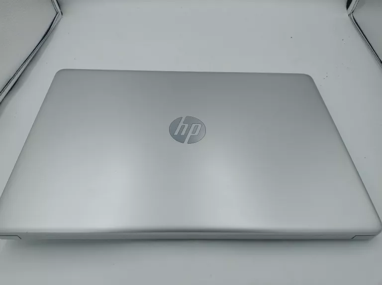 LAPTOP HP 15-DB1067NW