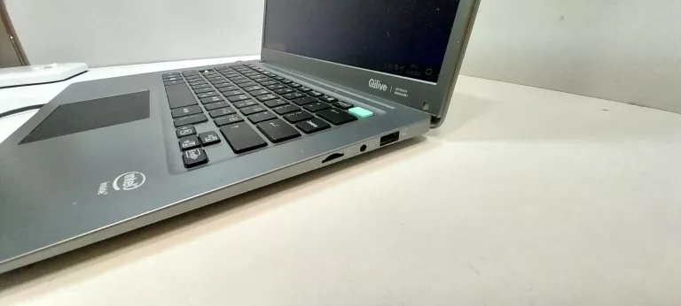 LAPTOP NETBOOK QILIVE Q9 /SOLO