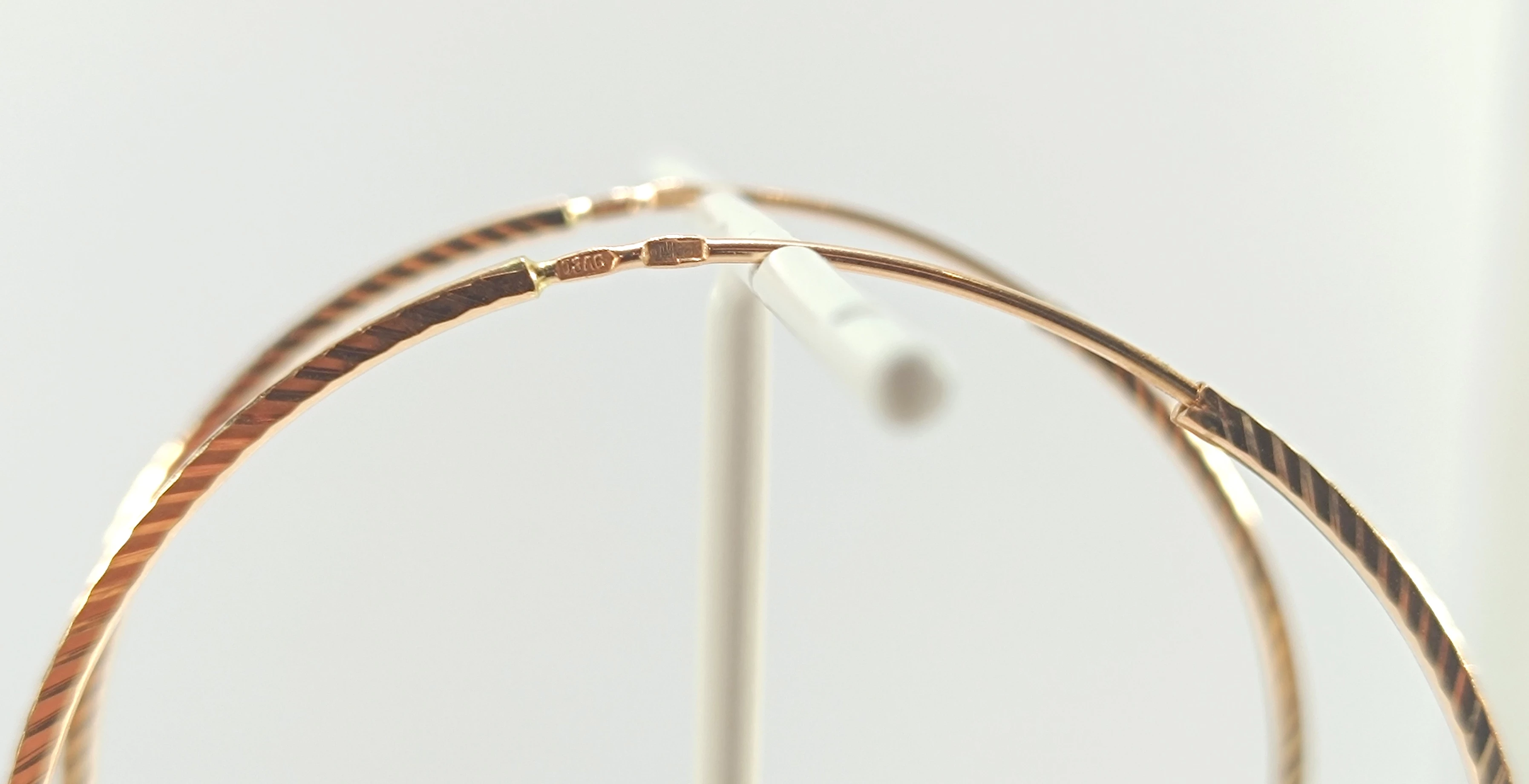 klasyczne-zlote-kolczyki-kola-585-303g-5cm-srednicy-marka-bez-marki