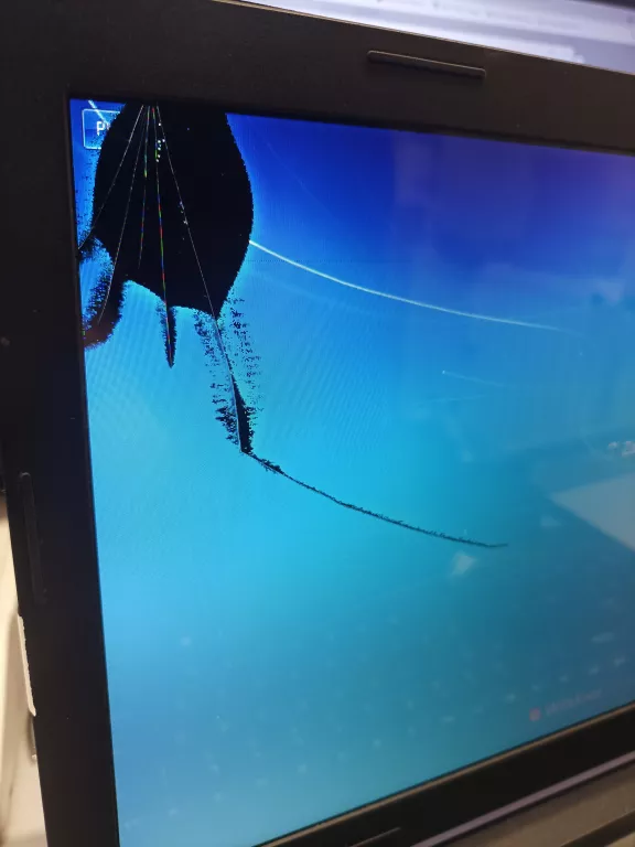LAPTOP LENOVO IDEAPAD 100-15IBY PĘKNIĘTA MATRYCA