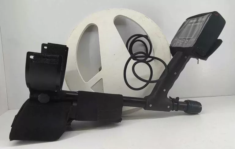 detektor-wykrywacz-metali-rutus-atrex-29dd-biala-cewka-stan-uzywany