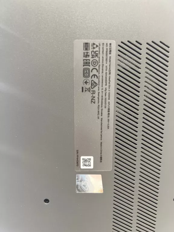 LAPTOP LENOVO IDEAPAD SLIM 3 15AMN8/PUDEŁKO