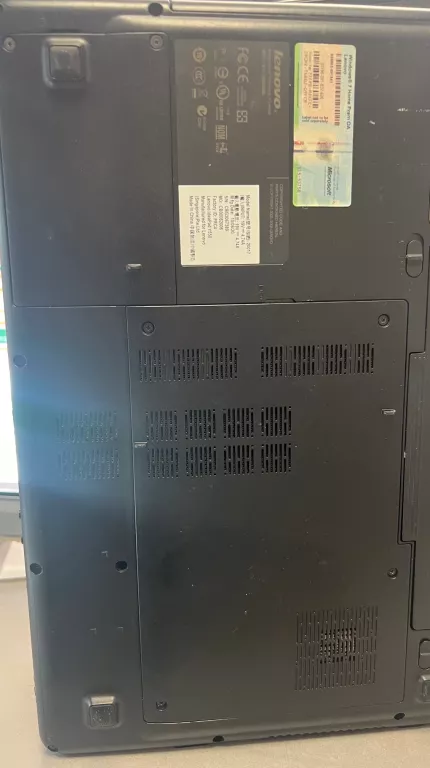 LAPTOP LENOVO Y550P 20017