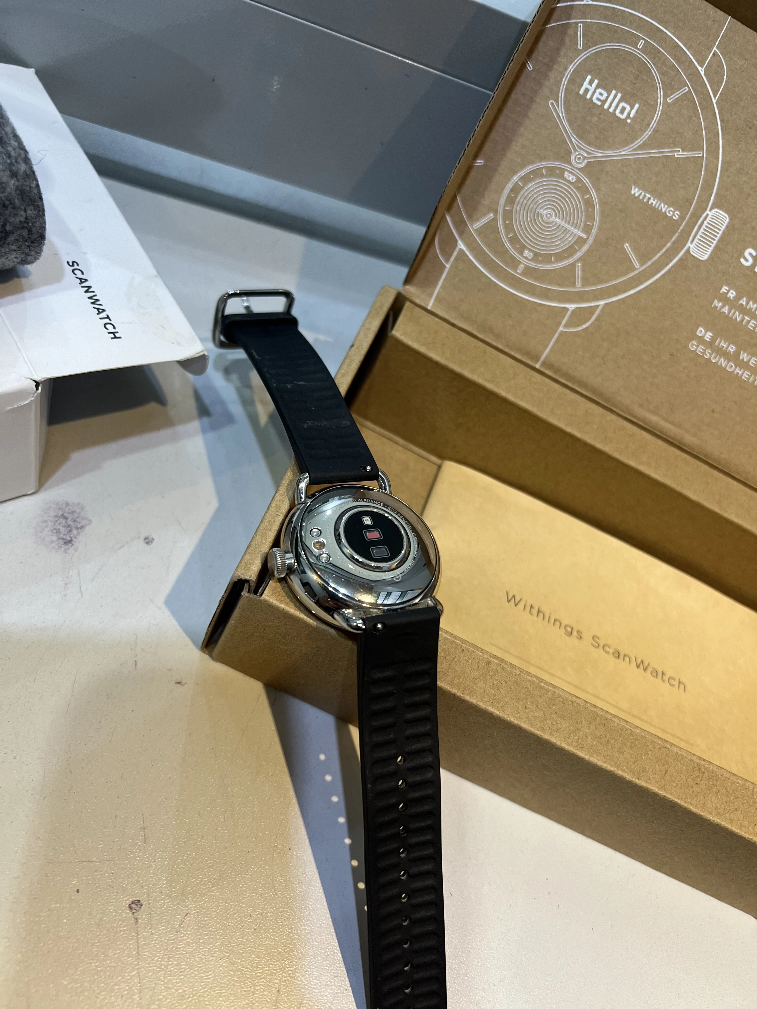 smartwatch-withings-scanwatch-czarny-38-mm-igla-stan-11323-238058